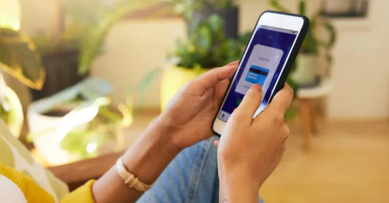Imagem ilustrativa da notícia Saiba 5 truques para proteger os apps de banco do celular