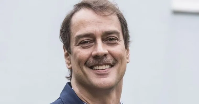 Imagem ilustrativa da notícia Marcello Antony diz salário dos filhos como motoboys na Europa