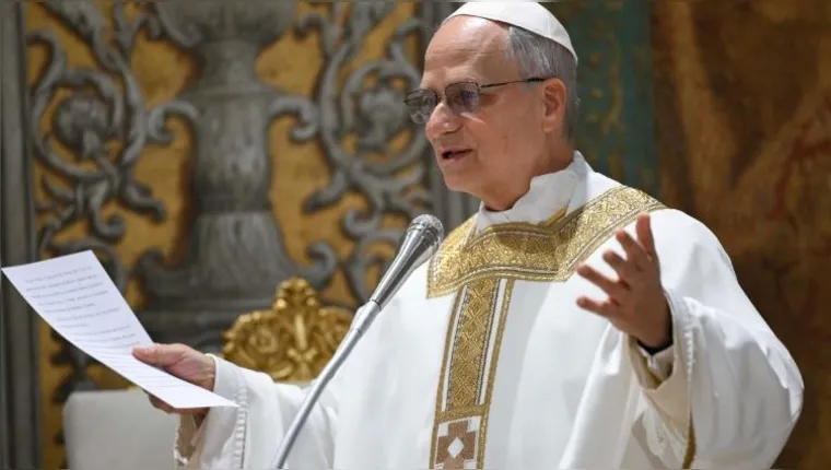 Imagem ilustrativa da notícia Leão XIV faz primeira missa como papa e fala de "ateísmo prático".