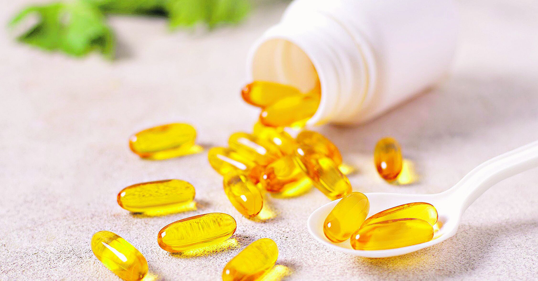 Kíssila Ferraro: “A vitamina D é uma substância muito importante a nível de metabolismo ósseo, a nível de metabolismo global envolvendo até a regulação de genes”.
