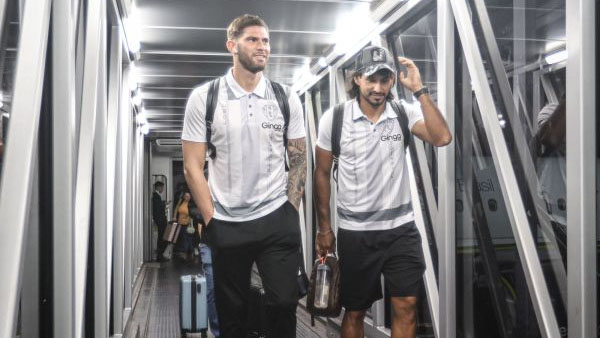 Elenco do Papão chegou ontem em Belo Horizonte-MG