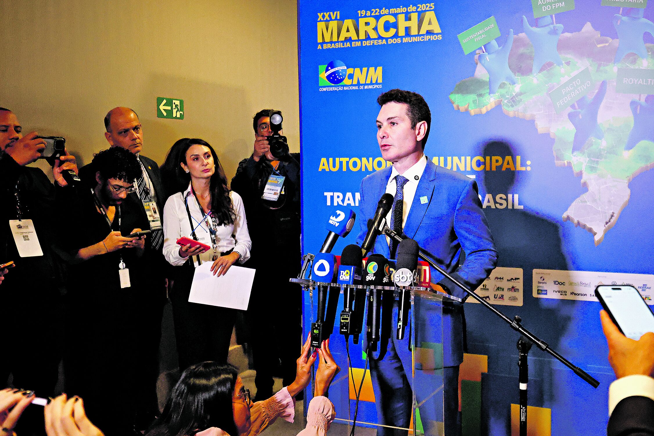 Ministro Jader Filho anunciou a seleção de novas unidades do Minha Casa, Minha Vida na 26ª Marcha a Brasília em Defesa dos Municípios.