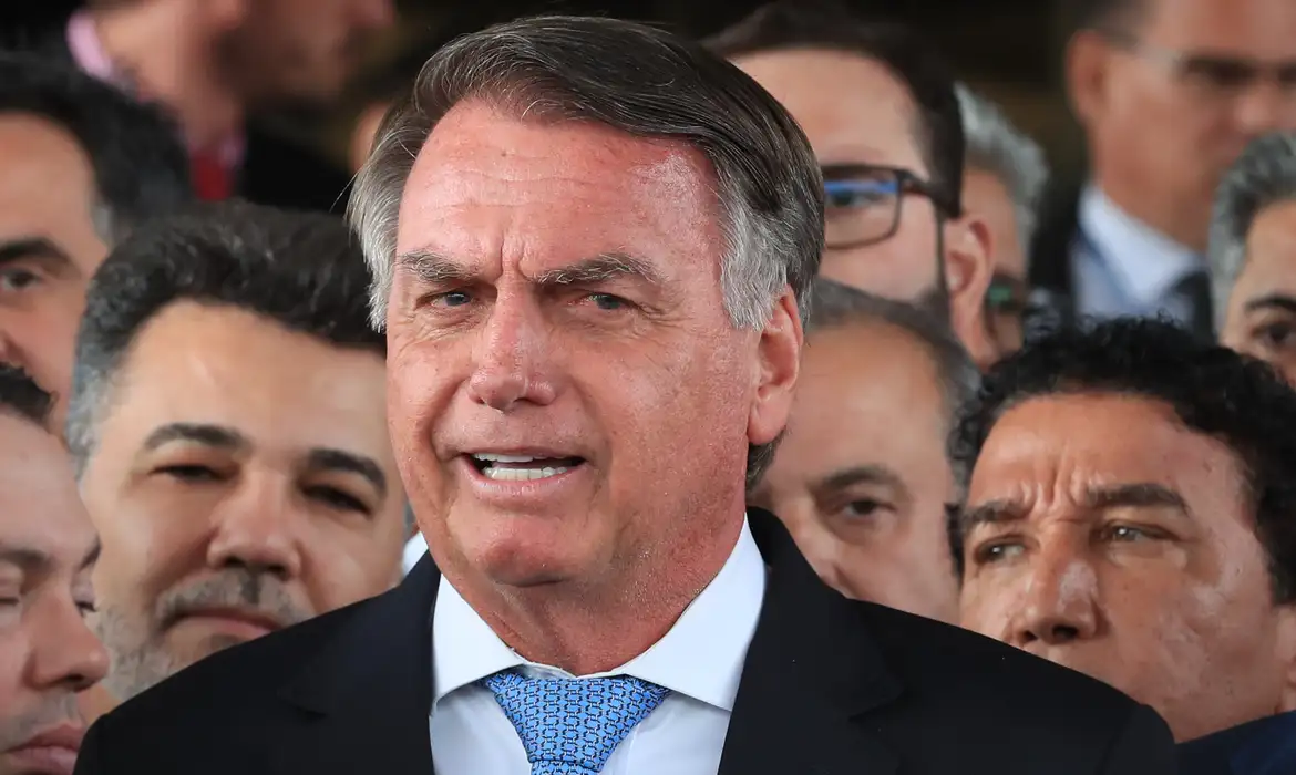 O ex-presidente passou mal na manhã de sexta-feira (11) enquanto cumpria agenda na cidade de Santa Cruz (RN)