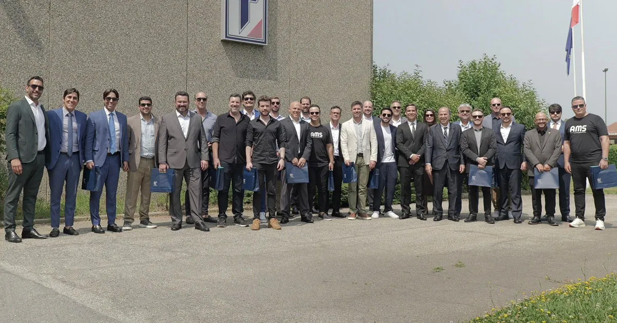 A programação incluiu visitas técnicas ao túnel de vento da Pininfarina