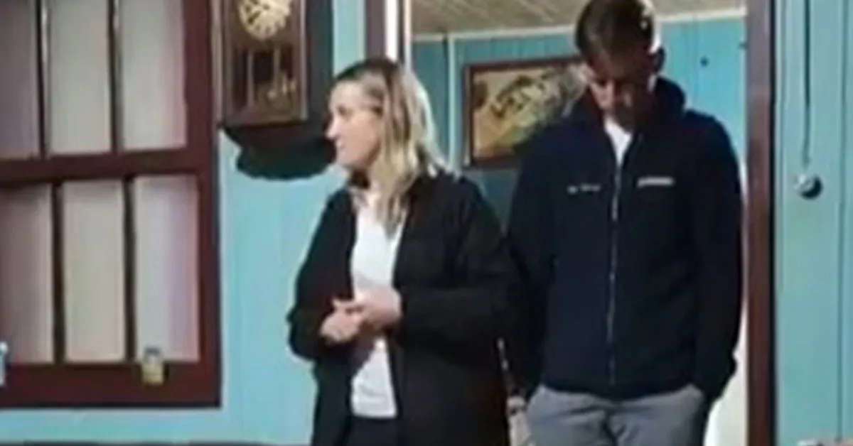 No vídeo, a mulher expõe todas as traições do marido