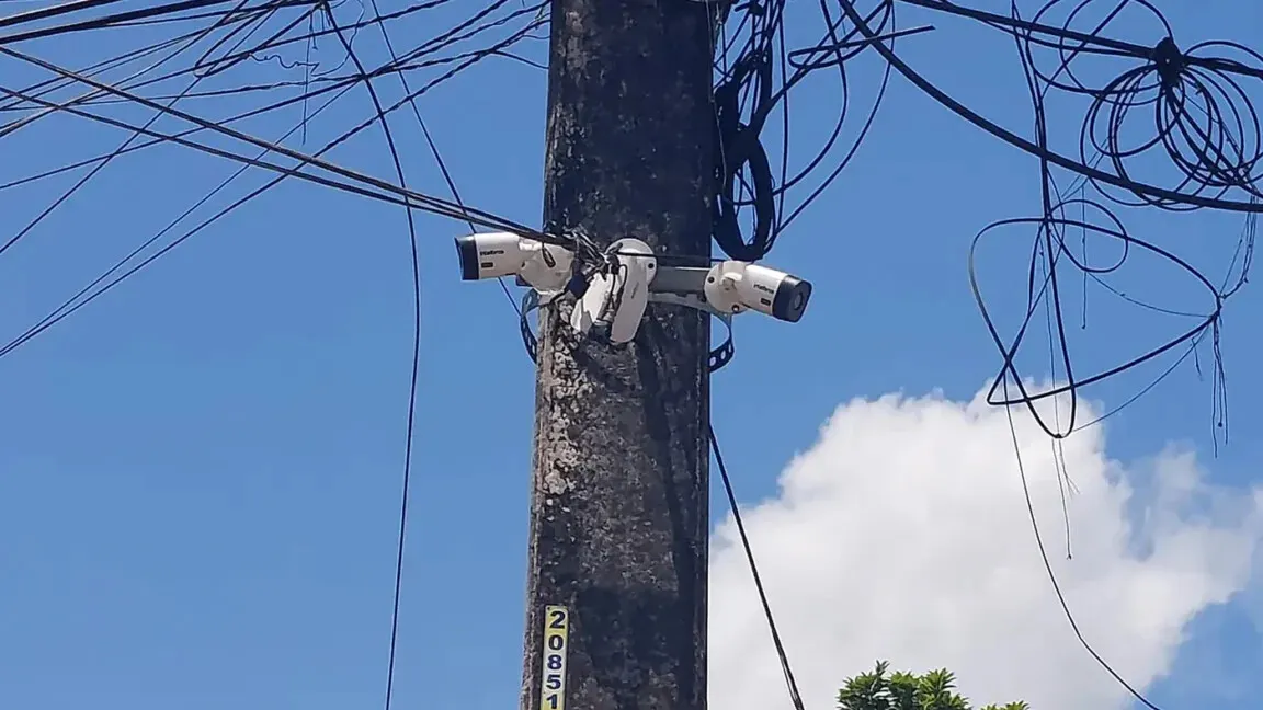 Câmeras de facção no Guamá vigiavam até viaturas da PM — polícia apreendeu equipamentos e prendeu suspeito