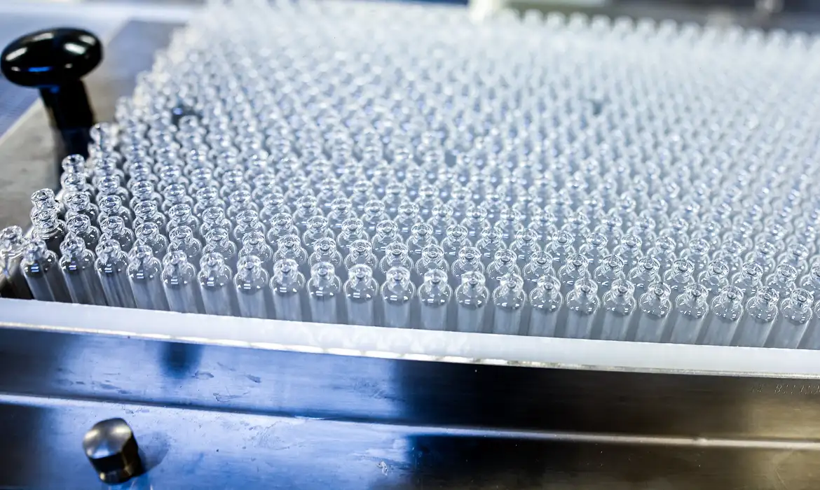 Tecnologia para produção será adquirida de farmacêutica indiana.