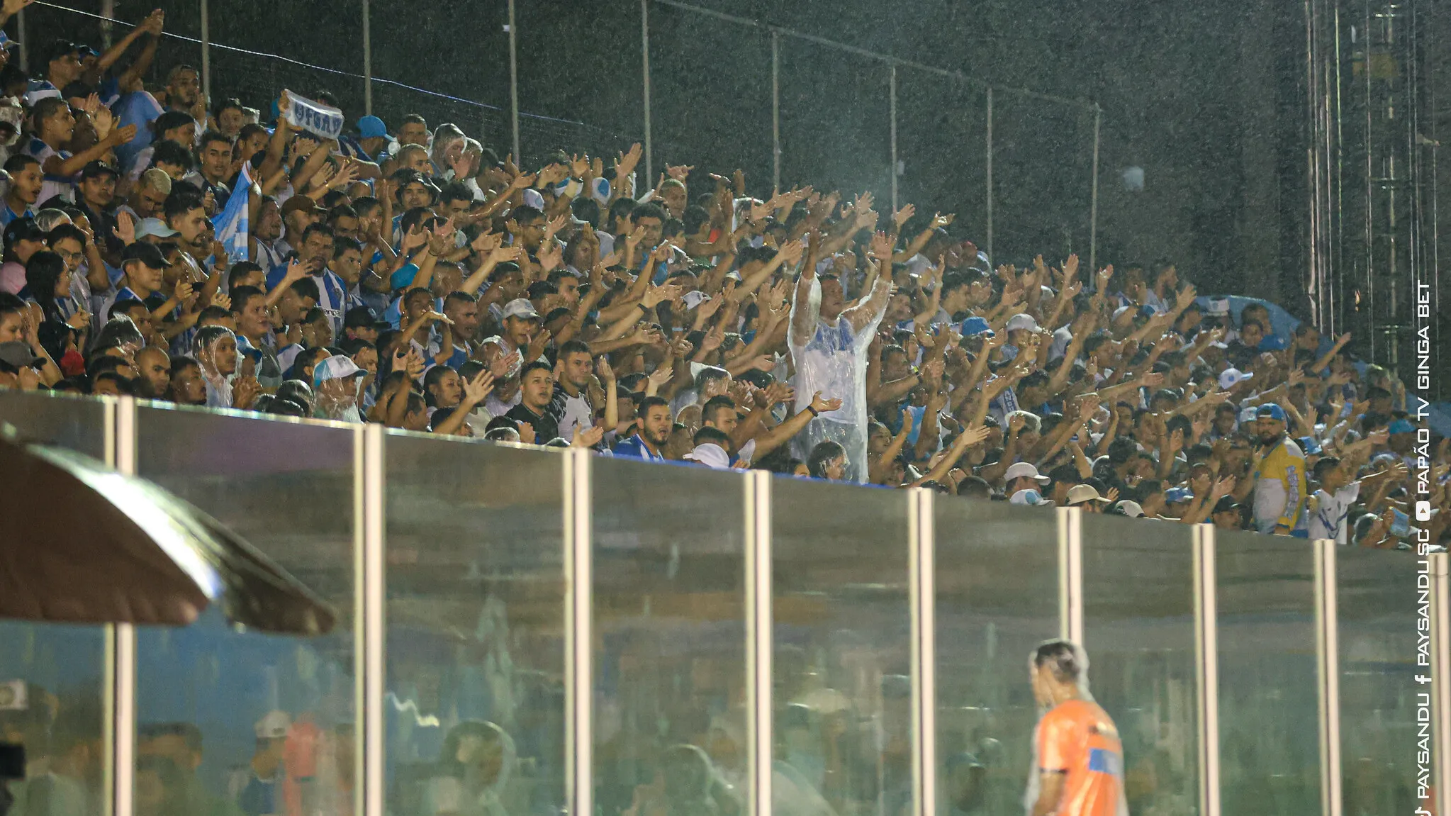 Torcida do Paysandu esgota ingressos do setor visitante da Ressacada, em Florianópolis