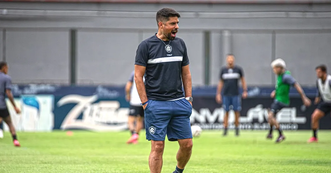 António Oliveira está há 5 jogos invicto com o Leão