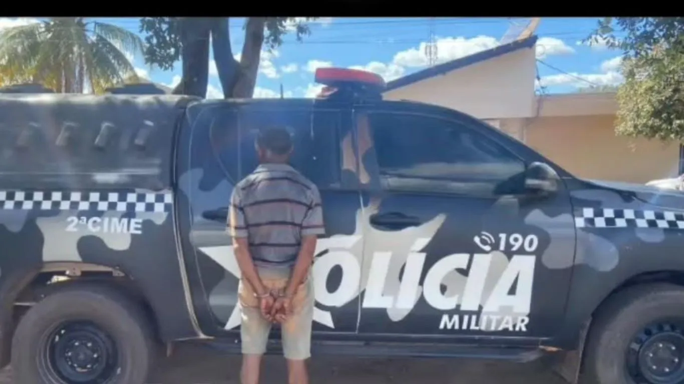 Durante a abordagem, o acusado confessou aos policiais ter sido o autor do crime.