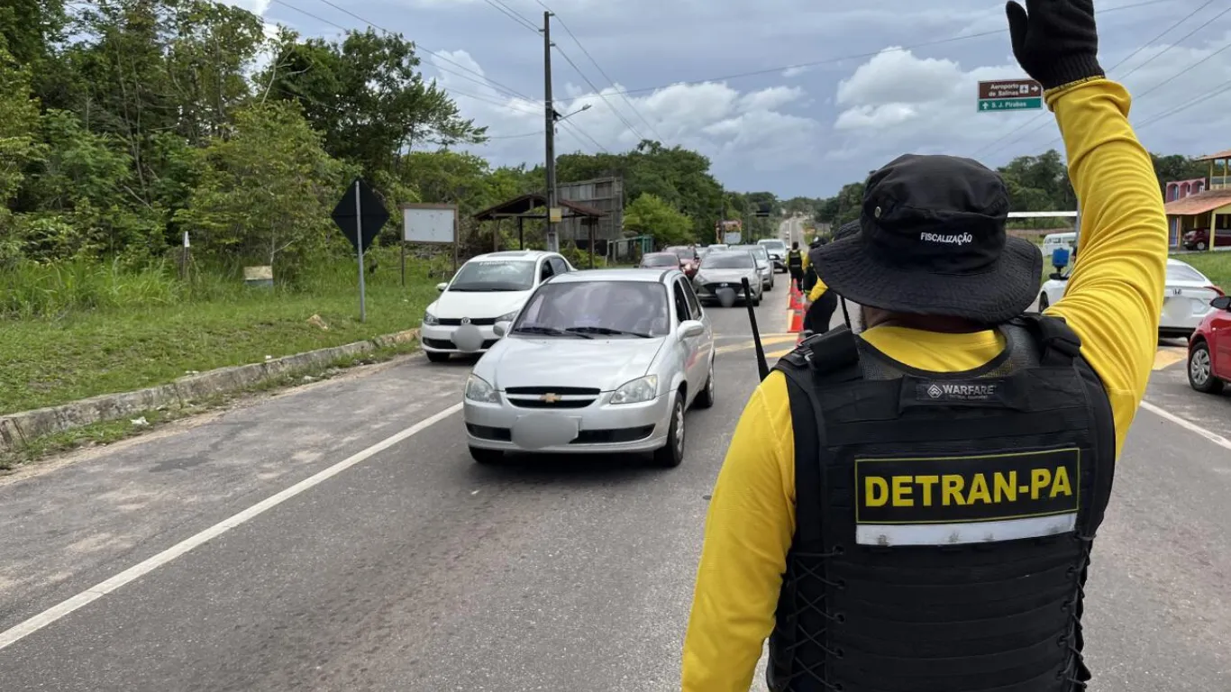 O Detran-PA intensifica as fiscalizações da Lei Seca durante a Operação Verão justamente pelo aumento do fluxo de veículos com pessoas em busca de lazer