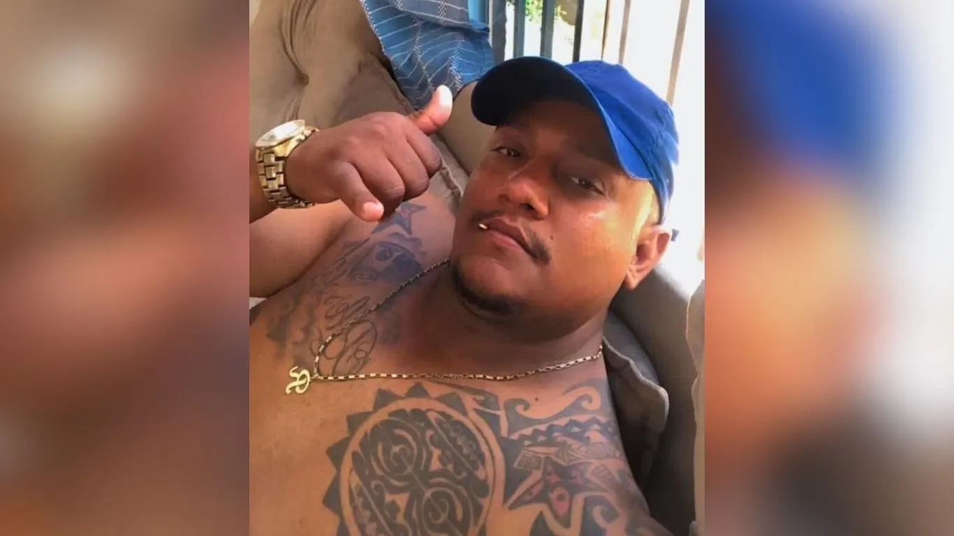 A morte de Raylon ganhou maior repercussão após a informação de que ele seria primo do jogador de futebol Jobson, ex-atacante de clubes como Botafogo e Bahia, que tem origem na região do sul do Pará.
