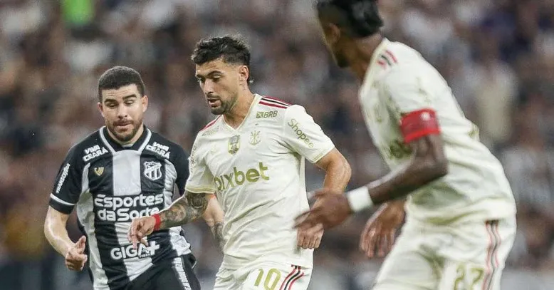 Arrascaeta marcou o gol do Flamengo no Castelão, mas Pedro Raul garantiu o empate do Ceará pela 18ª rodada do Brasileirão.