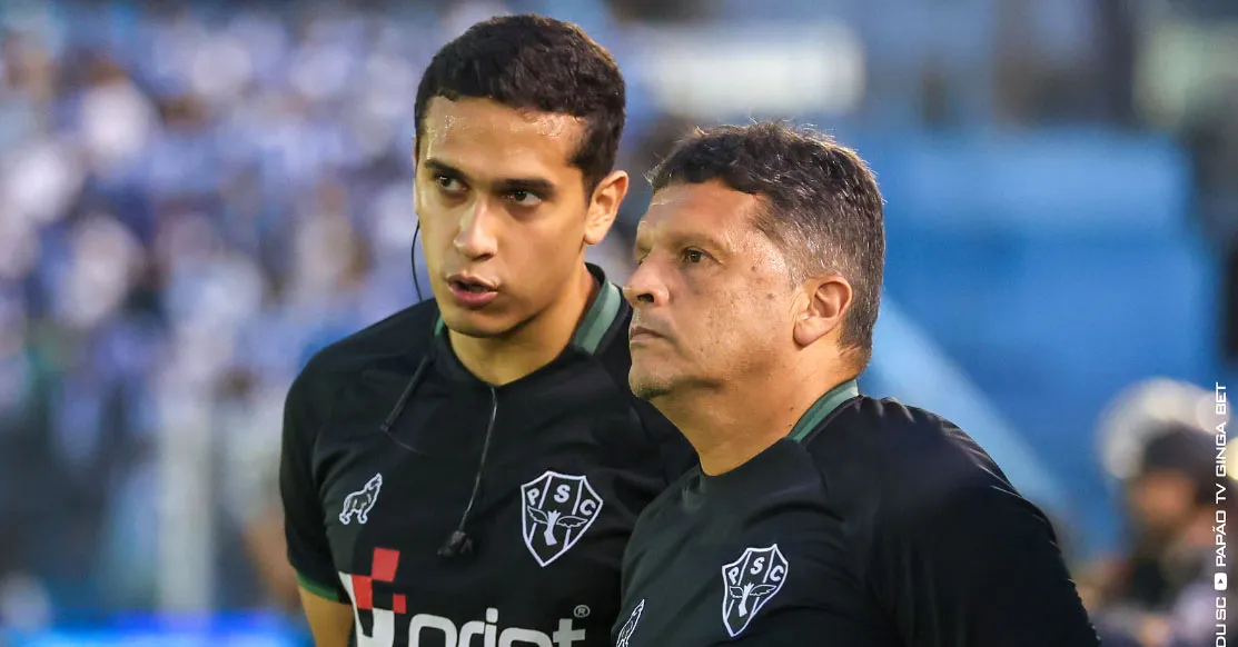 Claudinei não gostou do que viu no início da equipe e nem da atuação do árbitro