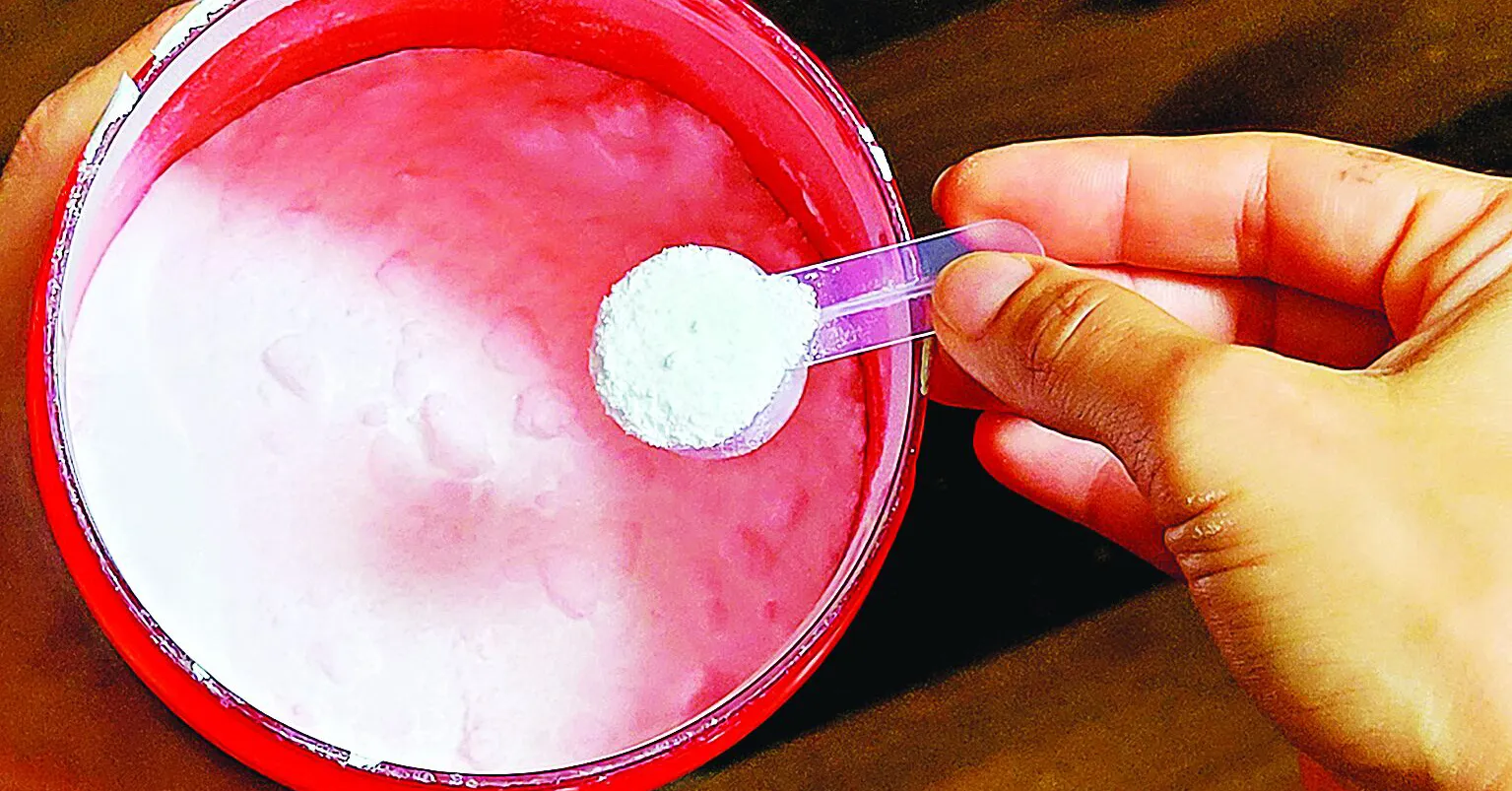 A creatina é indicada para praticantes de atividades físicas, principalmente esportes que exigem força, diz nutricionista