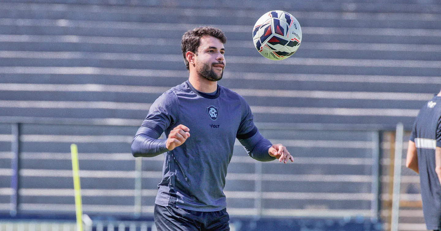 Daniel Cabral vai para rival da Série B