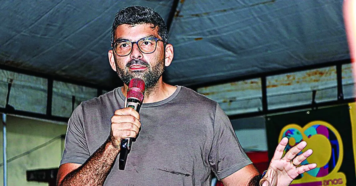 Daniel foi afastado do cargo, mas retornou por decisão liminar