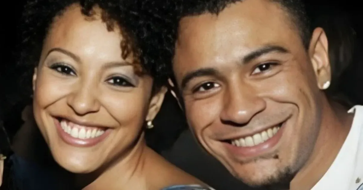 Sheron Menezzes ao lado do irmão, Draiton, em registro compartilhado nas redes sociais.