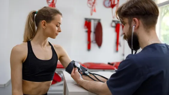Antes da academia, consultório médico é a melhor ideia