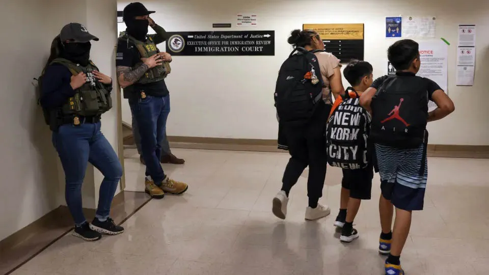 Crianças imigrantes estão sendo ameaçadas de deportação dos EUA