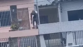 Em plena luz do dia, ladrão rouba casa no Umarizal