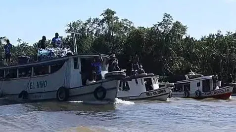 Procissão fluvial dos pescadores em nome do padroeiro