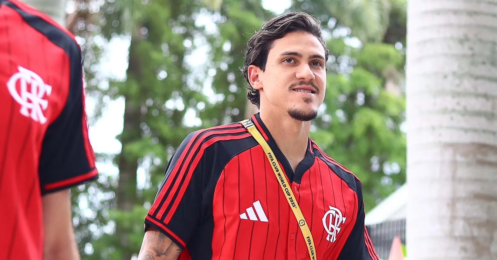 Pedro pode deixar o Flamengo devido à polêmica.