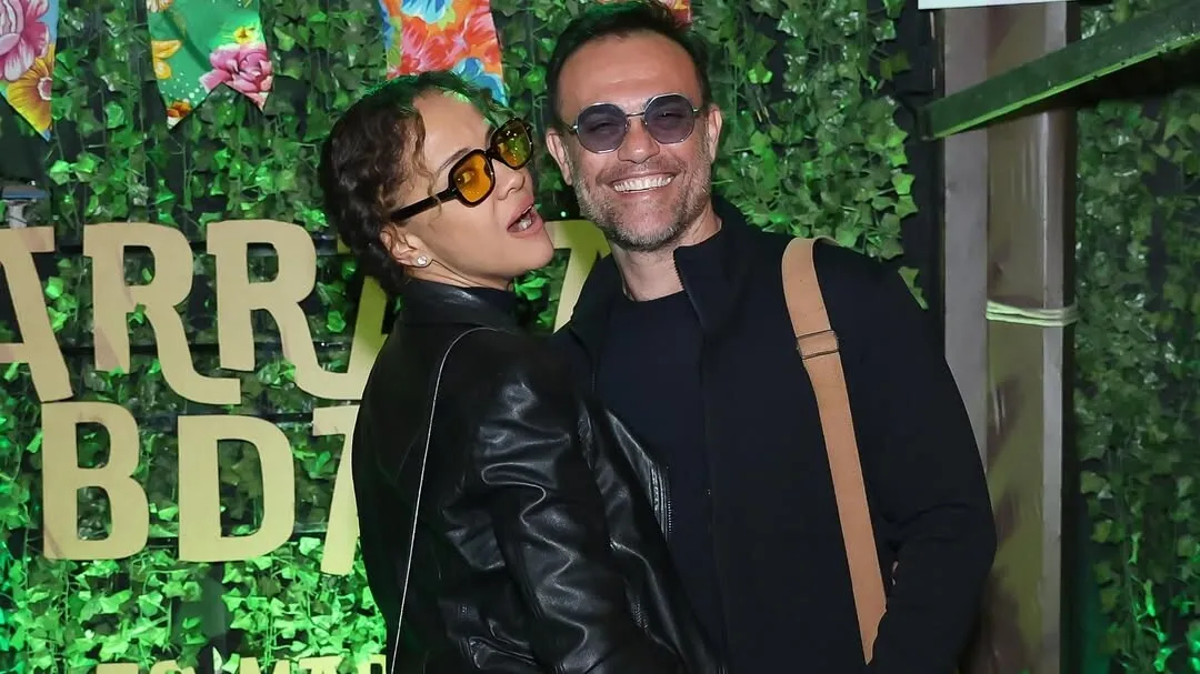 A atriz Aline Borges é casada quase 18 anos com o ator Alex Nader