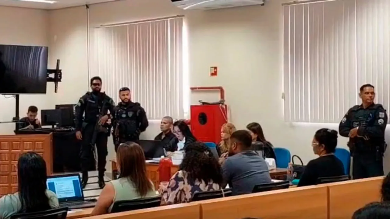Julgamento do acusado de matar a tatuadora Flávia Bezerra aconteceu na manhã desta quinta-feira (7) em Maraba