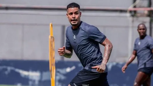 Maxwell está de volta aos treinamentos do Clube do Remo