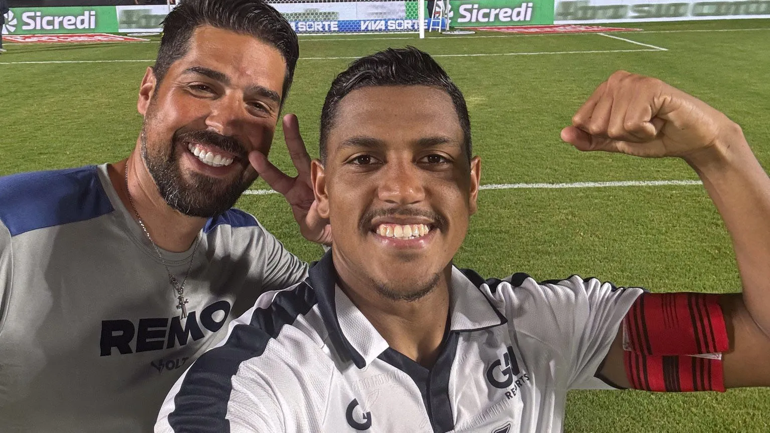 No dia de São Pedro, Pedro Rocha fez a festa da torcida do Leão