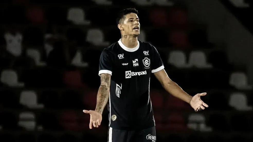 Zagueiro Camutanga do Clube do Remo