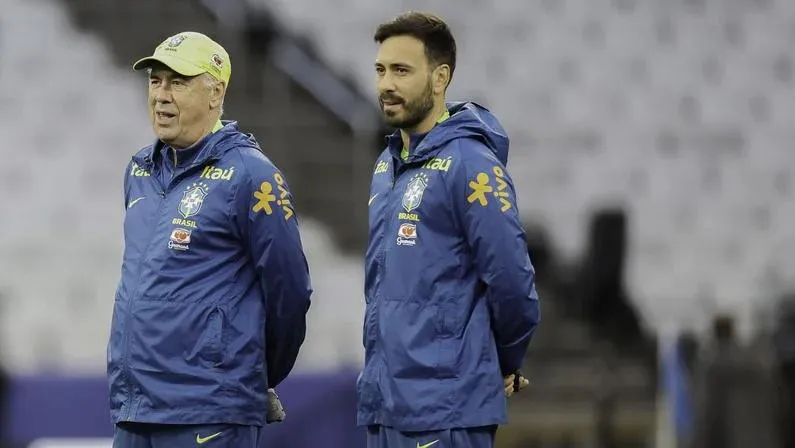 Filho do renomado técnico Carlo Ancelotti, Davide assume o primeiro desafio como treinador principal de sua carreira