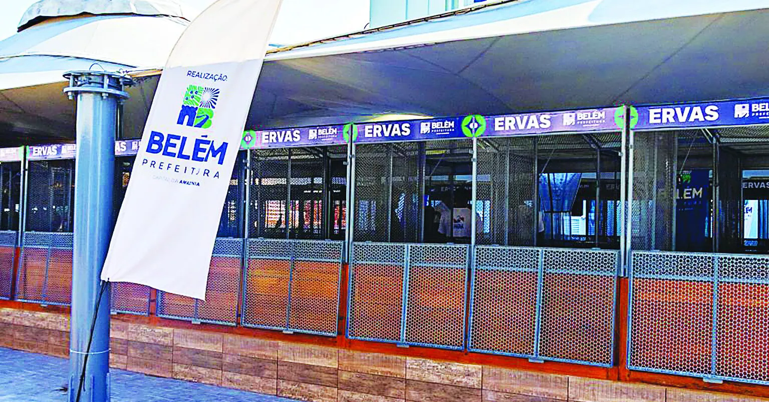 O setor das erveiras da feira foi entregue completamente revitalizado pela Prefeitura