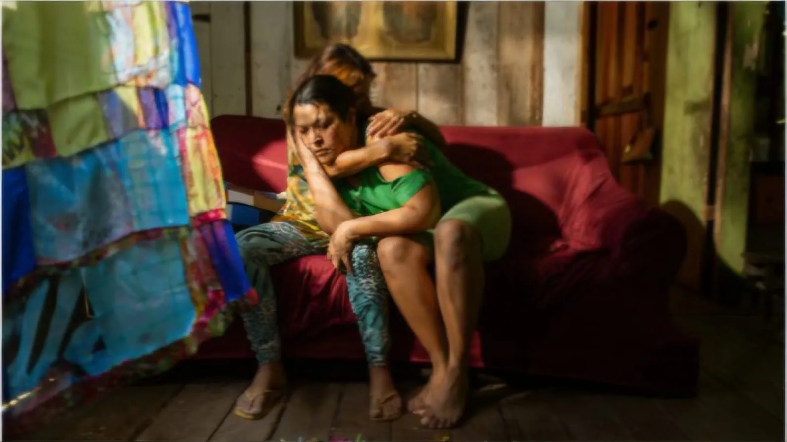 Atrizes Isabela Catão e Naime interpretam personagem em novo curta.