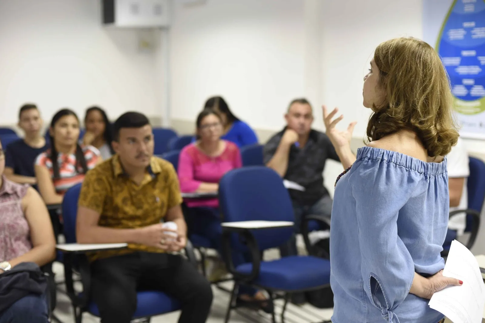 Aprenda a se expressar melhor em público com o Curso de Dicção e Oratória em Belém.
