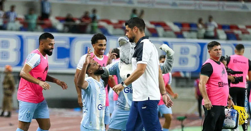 António Oliveira, técnico do Remo, convive com a pressão de um jejum incômodo: já são 12 jogos sem vencer desde maio de 2024
