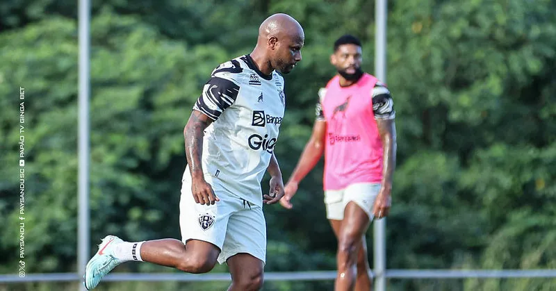 Ronaldo Henrique desponta como forte candidato para assumir a vaga de Leandro Vilela, que está suspenso.