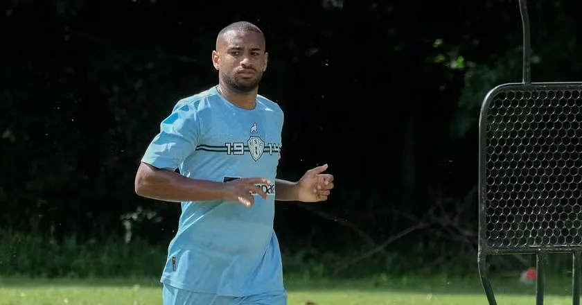 Edílson acertou a renovação de contrato e fica no Paysandu por mais dois anos.
