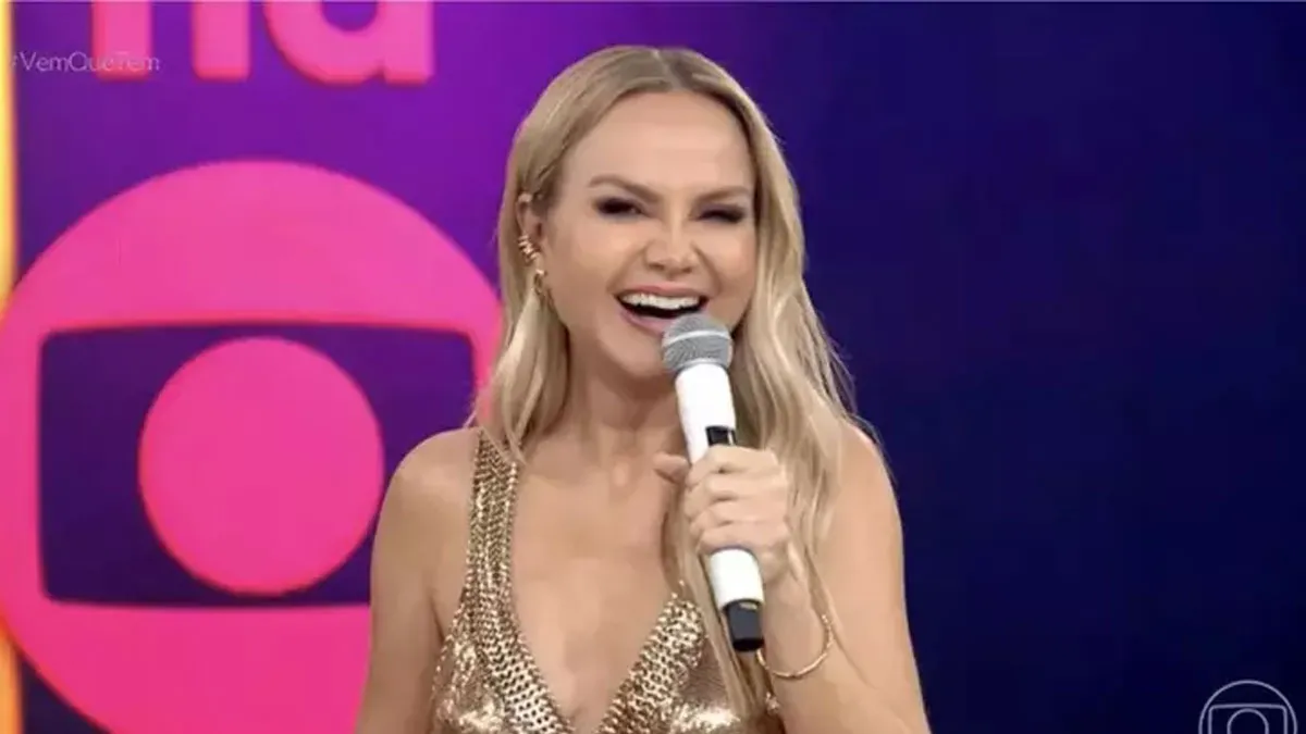 A apresentadora jogou a beleza natural para jogo durante passeio pelos EUA.