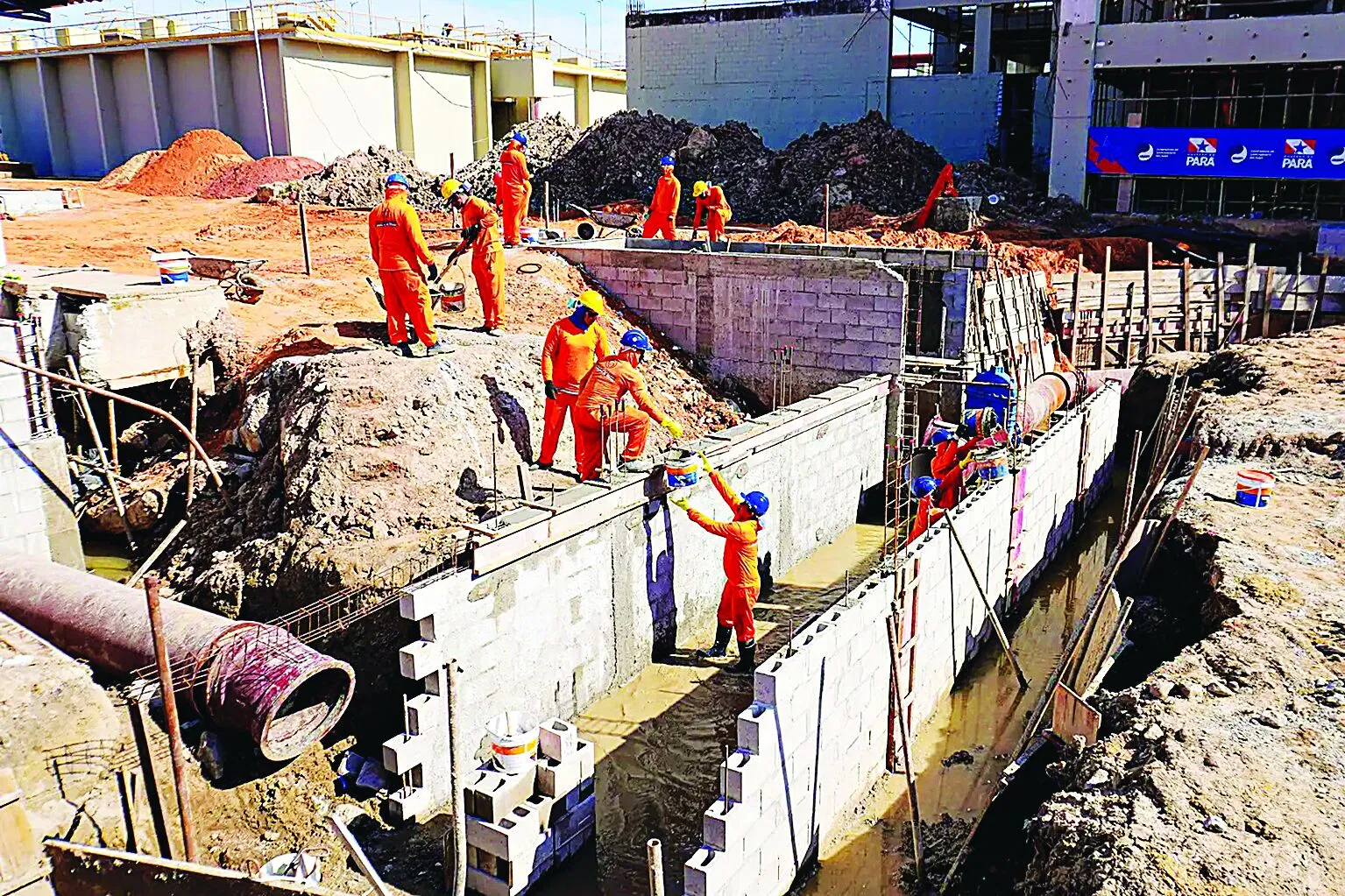 Com investimento de mais de R$ 130 milhões, a ETE UNA vai ampliar a capacidade de tratamento de esgoto em Belém e impulsionar melhorias ambientais e sanitárias na capital, beneficiando cerca de 90 mil pessoas