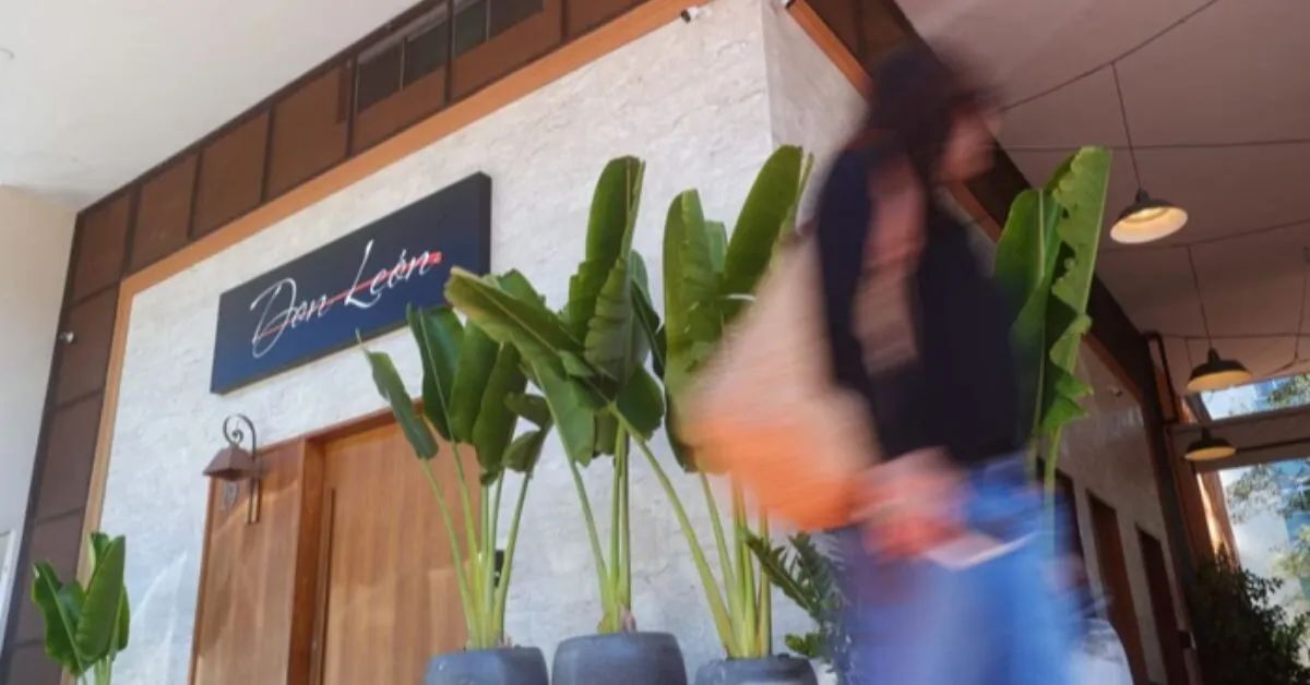 Dono de restaurante mata suspeito de roubo e responde em liberdade.