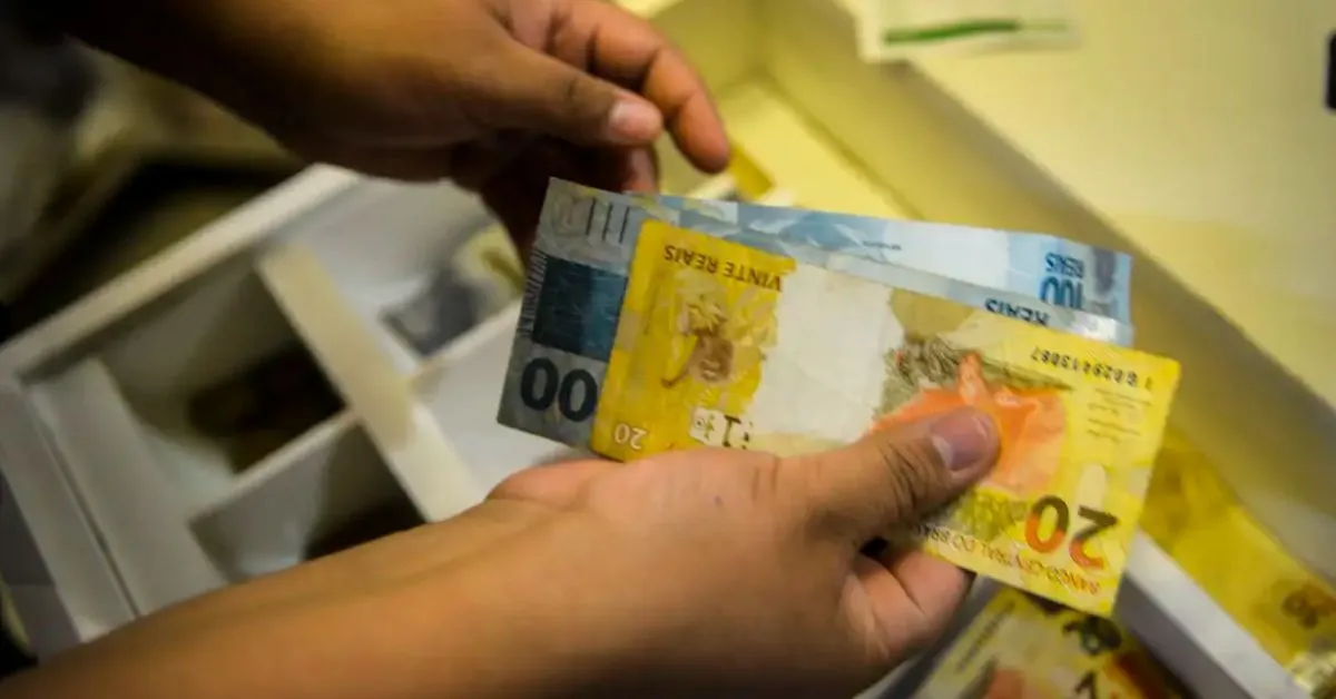 Brasileiros e empresas ainda podem recuperar valores em instituições financeiras.