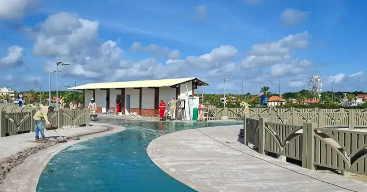 Nova passarela reforça turismo em Salinópolis.
