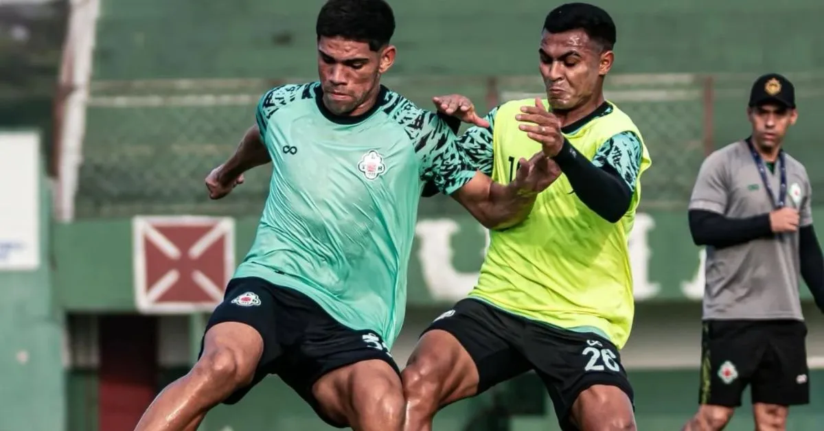 Jogadores da Tuna em mais uma atividade sob o comando de Ignácio Neto