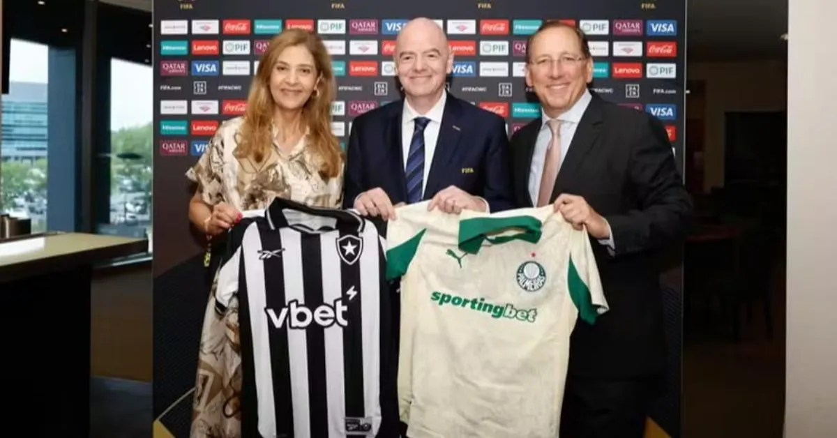 Leila Pereira e John Textor encontram Gianni Infantino, presidente da Fifa, antes de jogo entre Palmeiras e Botafogo, e trocam camisa