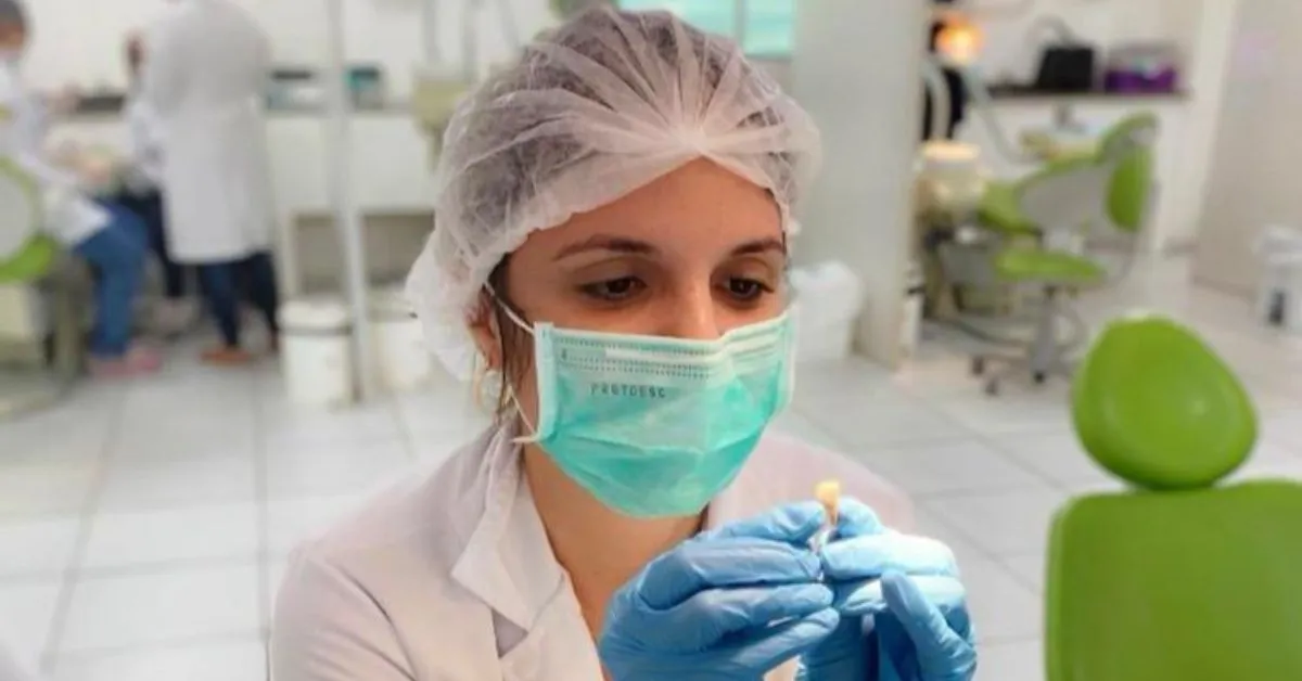 Dra. Tayssa Tenorio explica o que é verdade e o que é mito sobre o clareamento dental e alerta para riscos de receitas caseiras