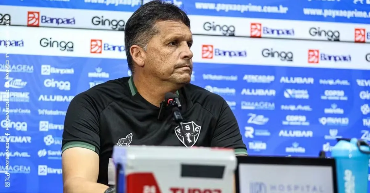 Técnico Claudinei Oliveira do Paysandu