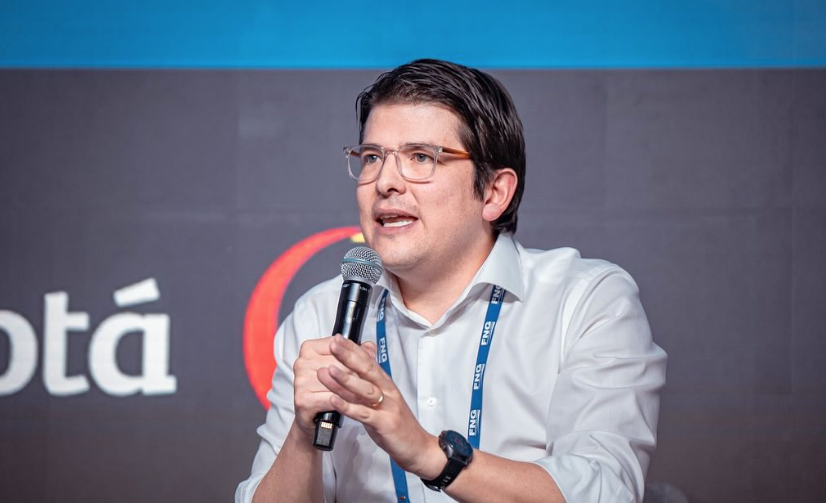 O ataque que vitimou Miguel Uribe ocorreu na noite de 7 de junho, enquanto ele discursava em um evento ao ar livre no bairro de Fontibón, em Bogotá