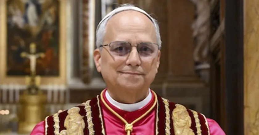 O papa Leão XIV, eleito em maio de 2025 após o falecimento do Papa Francisco em abril, ainda está definindo sua agenda papal e suas prioridades de pontificado.